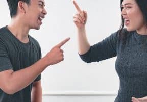 چرا افراد شرور مثل بمب ساعتی عمل می‌کنند؟ ریشه‌های روانشناختی رفتارهای آزاردهنده
