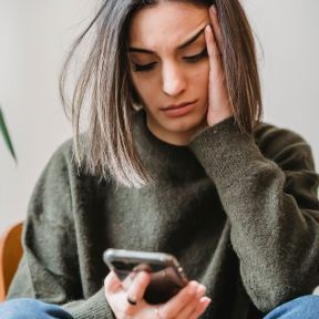 article-1785345450247