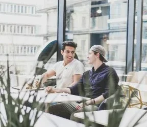 چرا برخی گفتگوها دلنشین می‌شوند و برخی نه؟