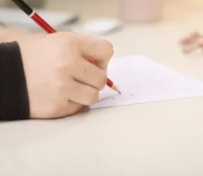 چرا دیگر نمی‌توان به «اثر آموز